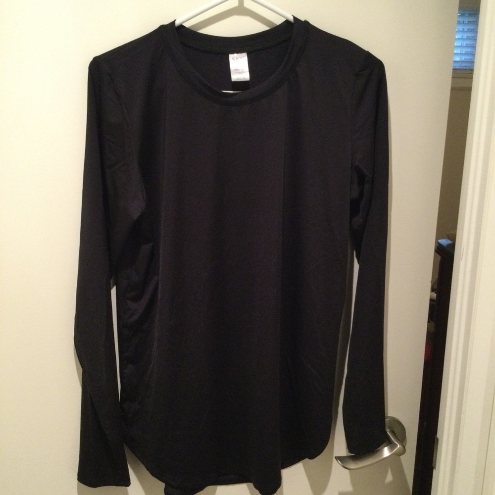 Sky Black Long Sleeve Tee with rounded base